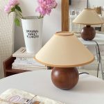 Japanese retro table lamp bedroom lamp bedside solid wood small table lamp